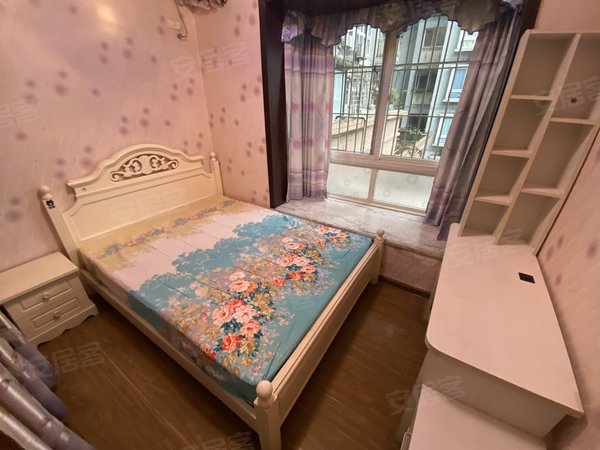 重庆南岸经开区龙脊金山佳苑南坪 电梯精装2室 环线10号线3号出口 500