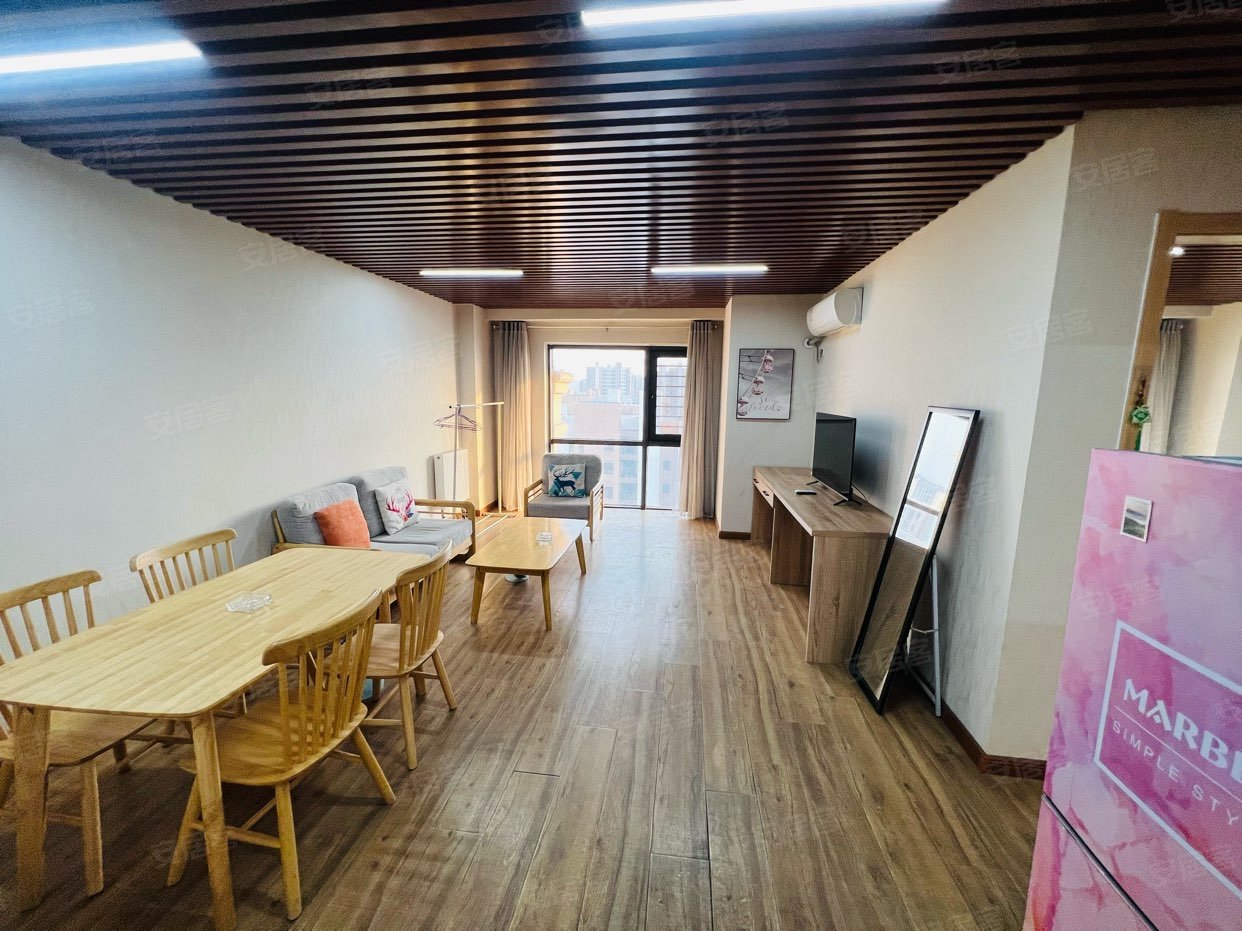 整租｜龥室 地铁鸺号线 近河东万达广场 爱琴海 乐堤港 月付租金