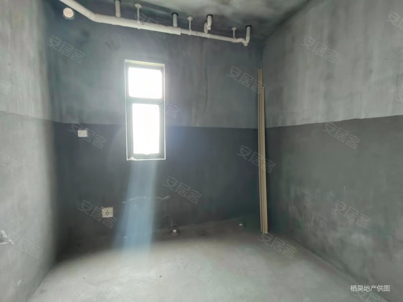 空中别墅!六房四卫!空间感十足!有钥匙!