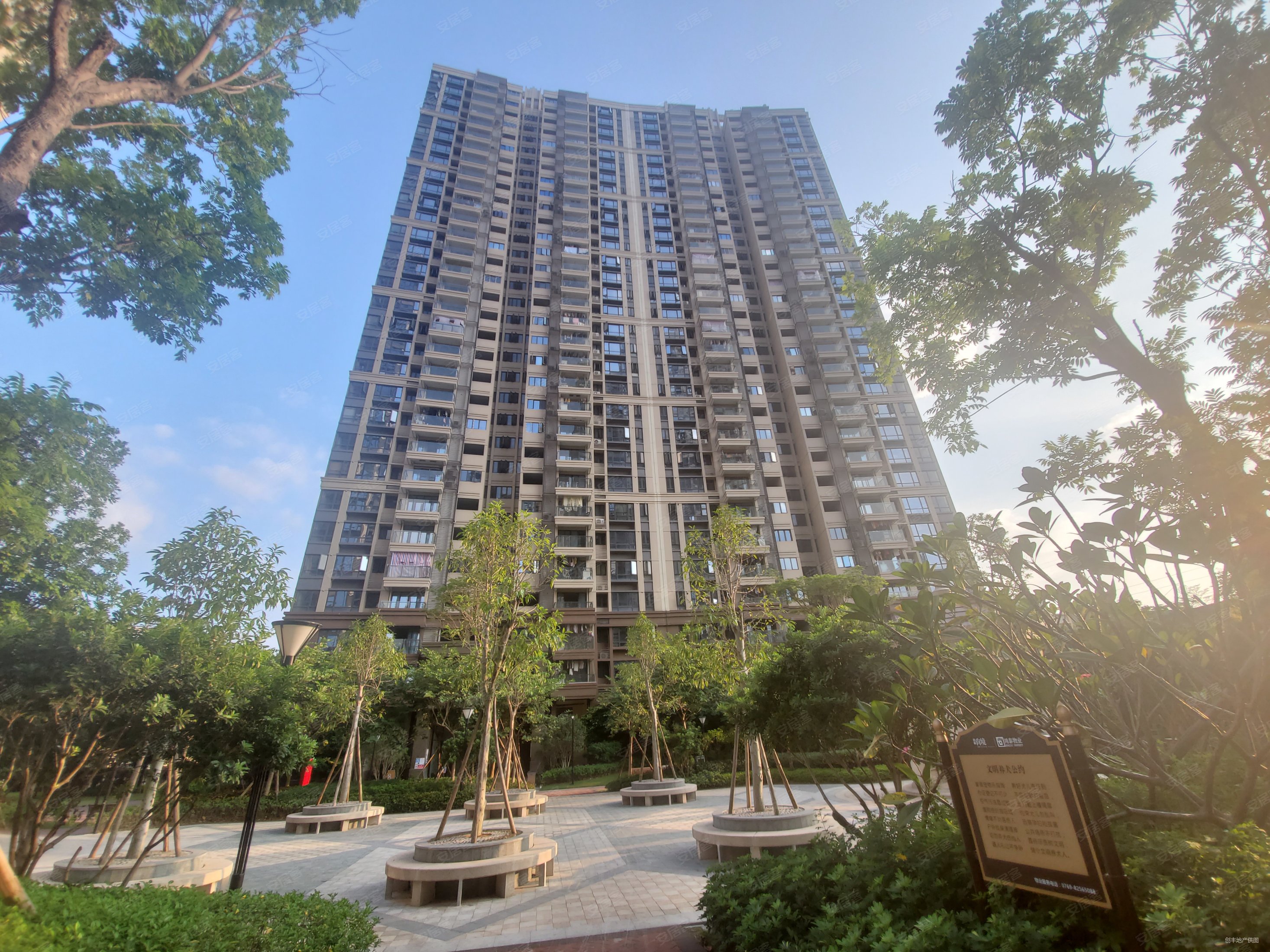 鼎峰尚境 使用率370平 1楼带260平大花园复试9房,鼎峰尚境二手房,845