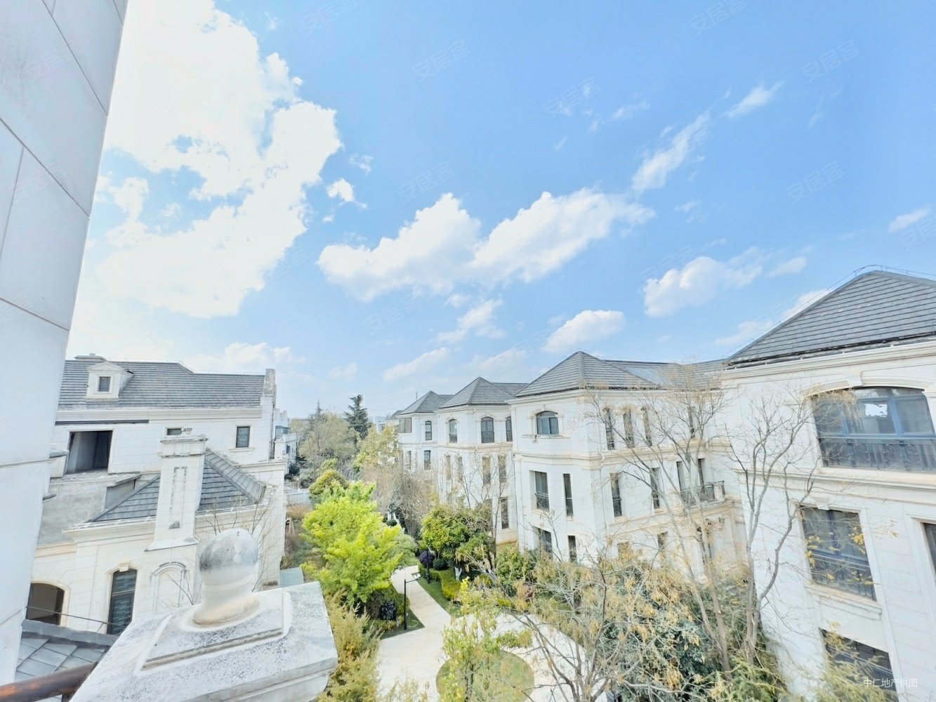 俊发生态半岛滇池one独栋别墅带3亩花园