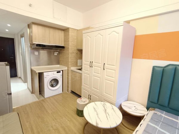 济南历城唐冶绿地城(商住楼)唐冶 绿地城精装公寓出租价可议 唐冶西路