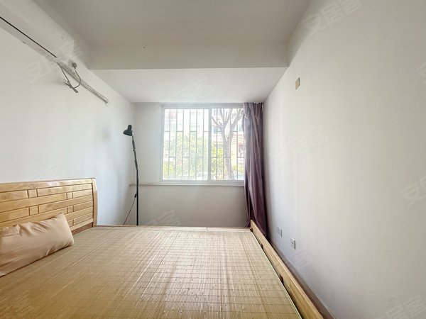 【多图】康桥宝邸,康桥租房,白色系精装修,出门沿河公园,采光通透两房