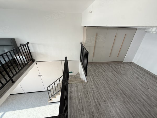 金华婺城秋滨工业区海棠小微创业园唐宅新区 领跑 绿源新能源小镇旁loft上下层带衣帽间可短租出租房源真实图片