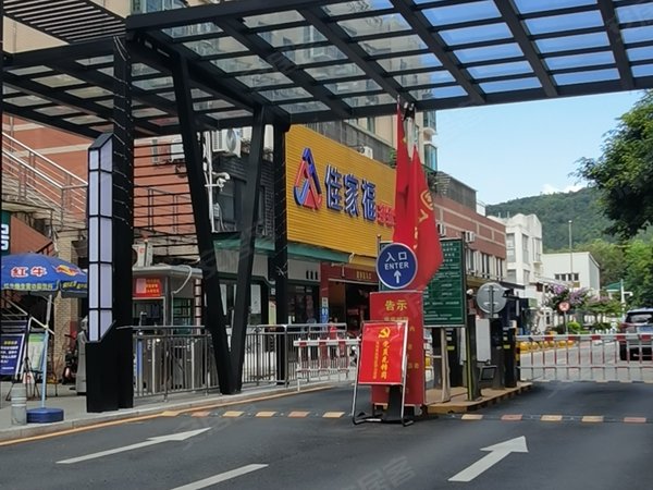 【多图】水晶之城(商住楼),横岗租房,水晶之城,荷坳地铁站,复式三房