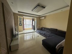 盘锦兴隆台步行街香醍荣府。精装修.1.2万管物业电梯.拎包入住.随时看房出租房源真实图片