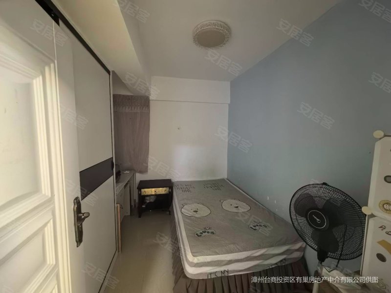 瑞鑫公寓2室2厅1卫49.17㎡南31万