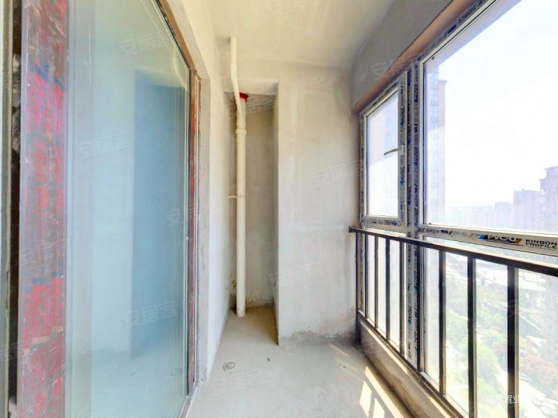 地铁口 两居室 全明户型,清水房,汇通太古城三期(慈云宏景)二手房,109