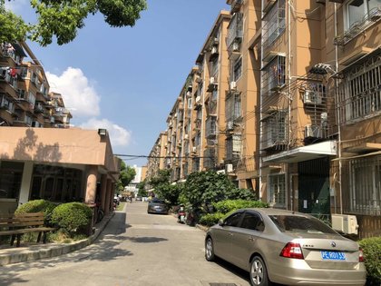 崮山小区一街坊