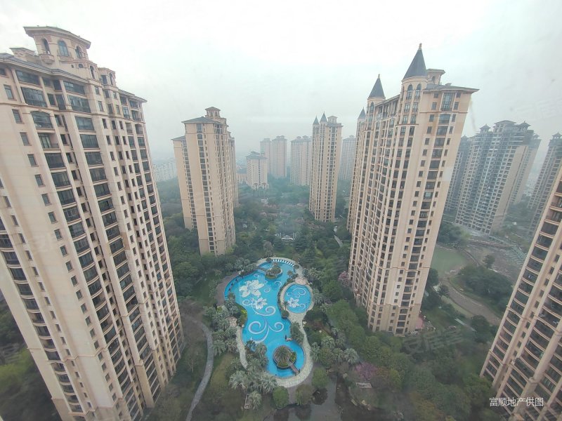 上海星河湾(一期)5室2厅5卫376㎡南2500万