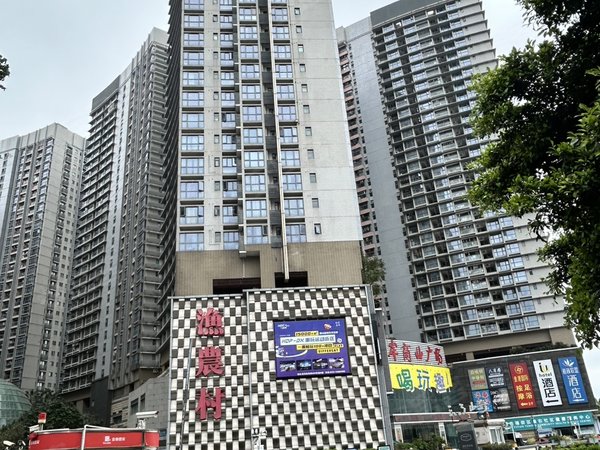 深圳福田福田口岸金地名津(商住楼)福田口岸,金融地名津2房1厅出阳台
