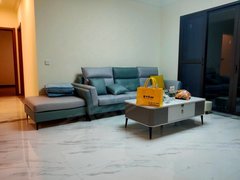 北流北流城区城区出租：圭江大桥附近4房2厅精装修，拎包入住2100出租房源真实图片