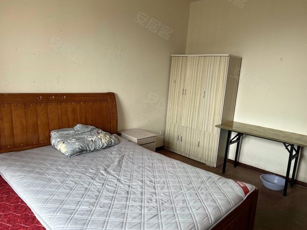 苏州相城漕湖永昌泾花苑永昌泾单间出租房东成心出租,价可谈,拎包入住