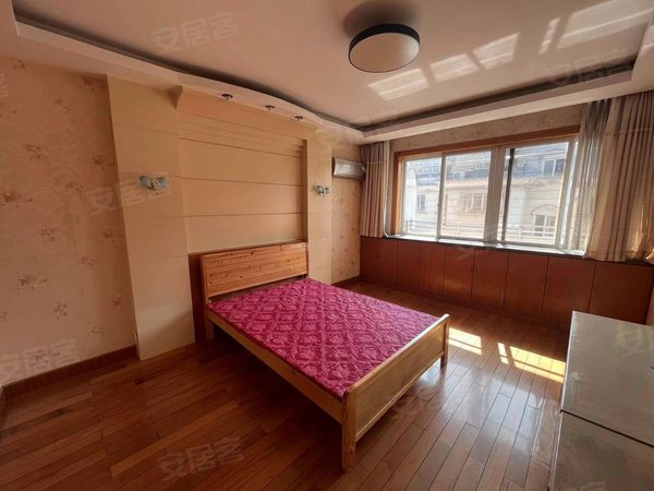 苏州吴中木渎香港花园木渎花苑街香港花园精装三房两卫,配套环境好