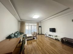 武汉江岸后湖兴业路3号线地铁口 电梯大四房 雷苑小区 拎包入住出租房源真实图片