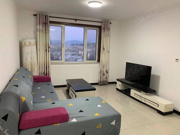 北京昌平昌平县城百泉花园百泉花园 电梯房 精装两室一厅 干净卫生