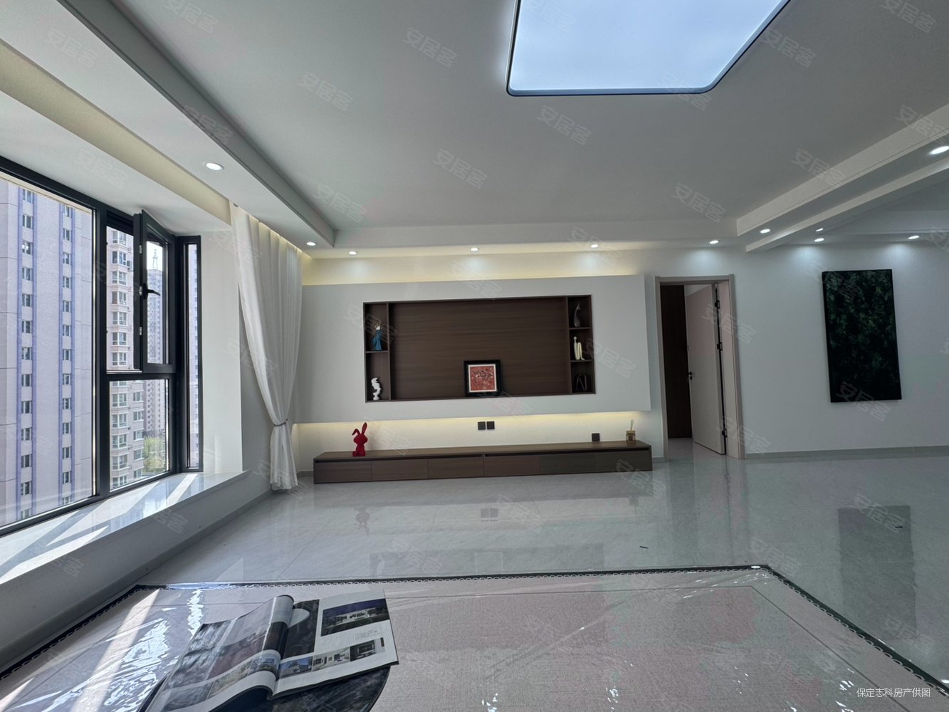 维多利亚夏郡4室2厅2卫162㎡南北115.8万