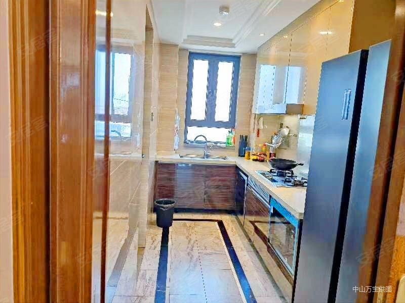 恒大悦珑湾吴桥西路4室2厅2卫14335平方米