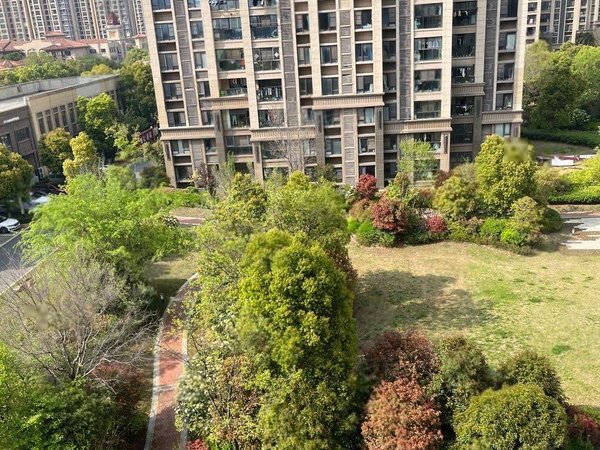 苏州吴中郭巷保利悦玺尹山湖湖景房近长申尹山湖苏大2号线华为纳米城