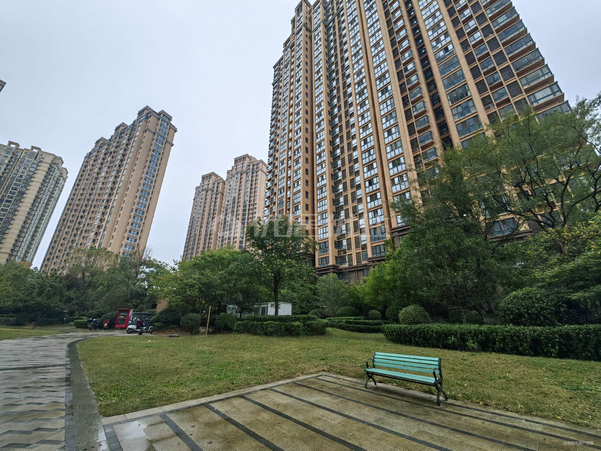 兰乔圣菲小区89平诚心出售价格可议