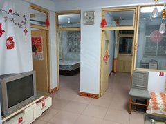 莒县城区万德福县医院 三楼拎包入住 生活方便出租房源真实图片