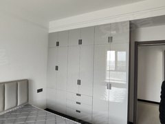 吕梁离石世纪广场霜雾都小区三室两厅一卫一厨家具部分拎包入住出租房源真实图片
