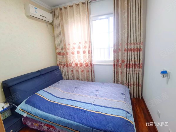 成都房产网>成都二手房>高新区二手房>中和二手房>御廷上郡>599_449