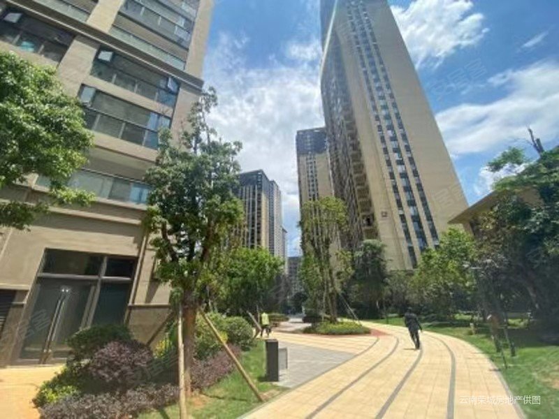 司家营地铁口 满两年玉兰苑2房南向户型方正 采光