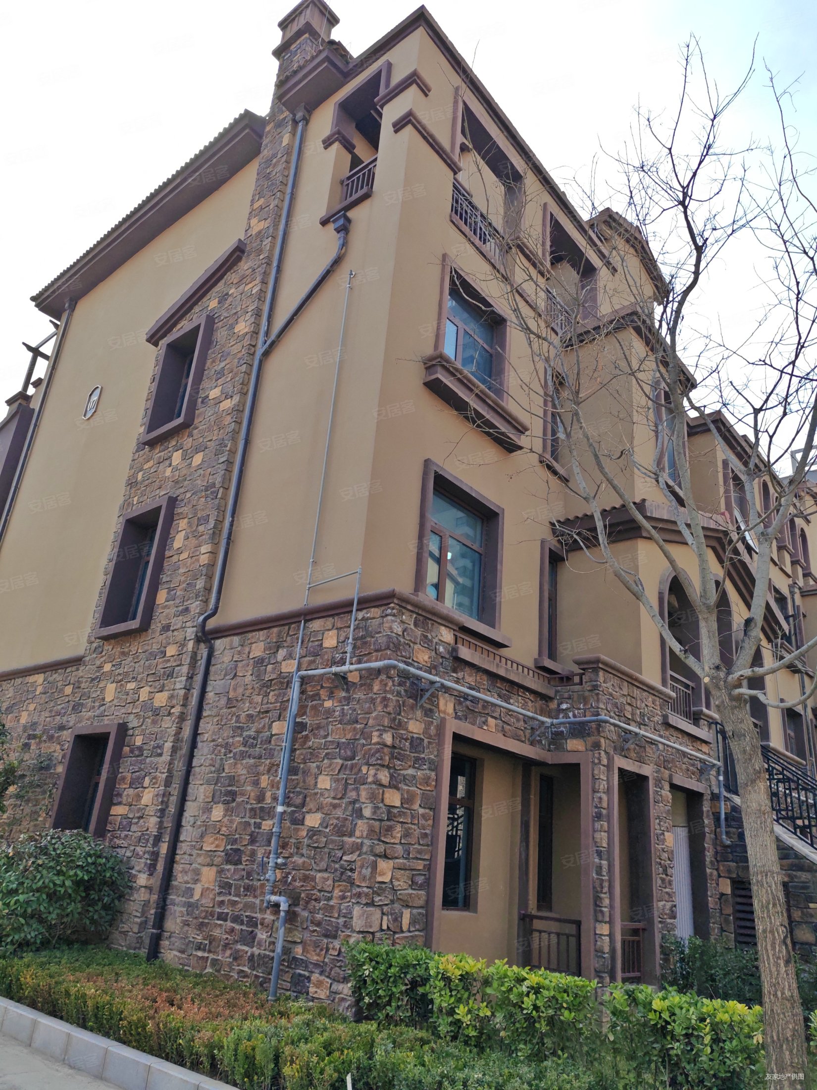 天诚蔷薇公馆二手房,256万,4室2厅,3卫,150平米-西安安居客