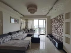 曲靖麒麟万达广场金域蓝苑，万达附近，三室两厅一卫，精装修，家具家电齐全，可季出租房源真实图片