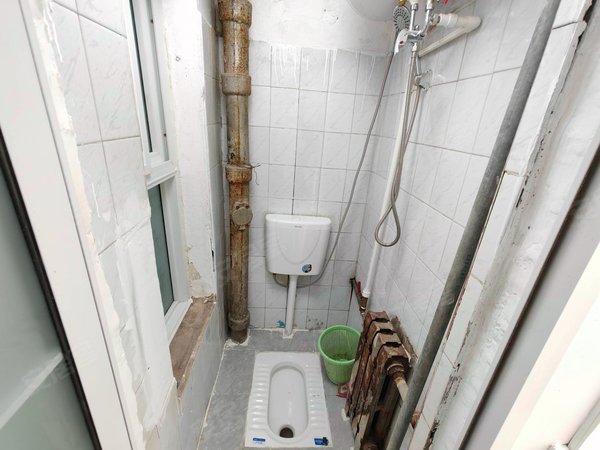 沿线鲁润名商旁施尔明育文中学联勤宾馆大润发,市中租房-济南58安居客