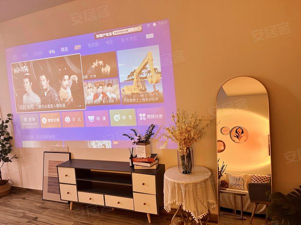 上海静安西藏北路平型关路56号商业精装整租,临近地铁,设备全,朝南