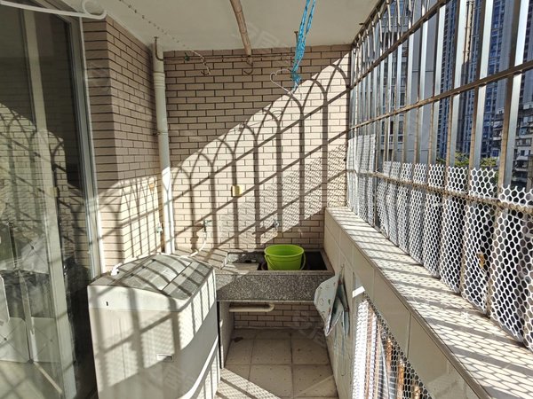 福州台江鳌峰鳌港苑台江万达宇洋升龙 亚峰公园 四号线地铁口 鳌港苑