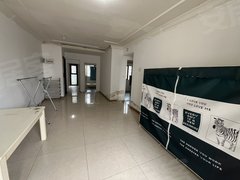 芜湖芜湖县东湖公园恒大御府简装三房随时看房出租房源真实图片