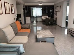 莒县城区蓝湾购物中心信德家园精装修，家具家电齐全，领包入住，带储藏室车位出租房源真实图片