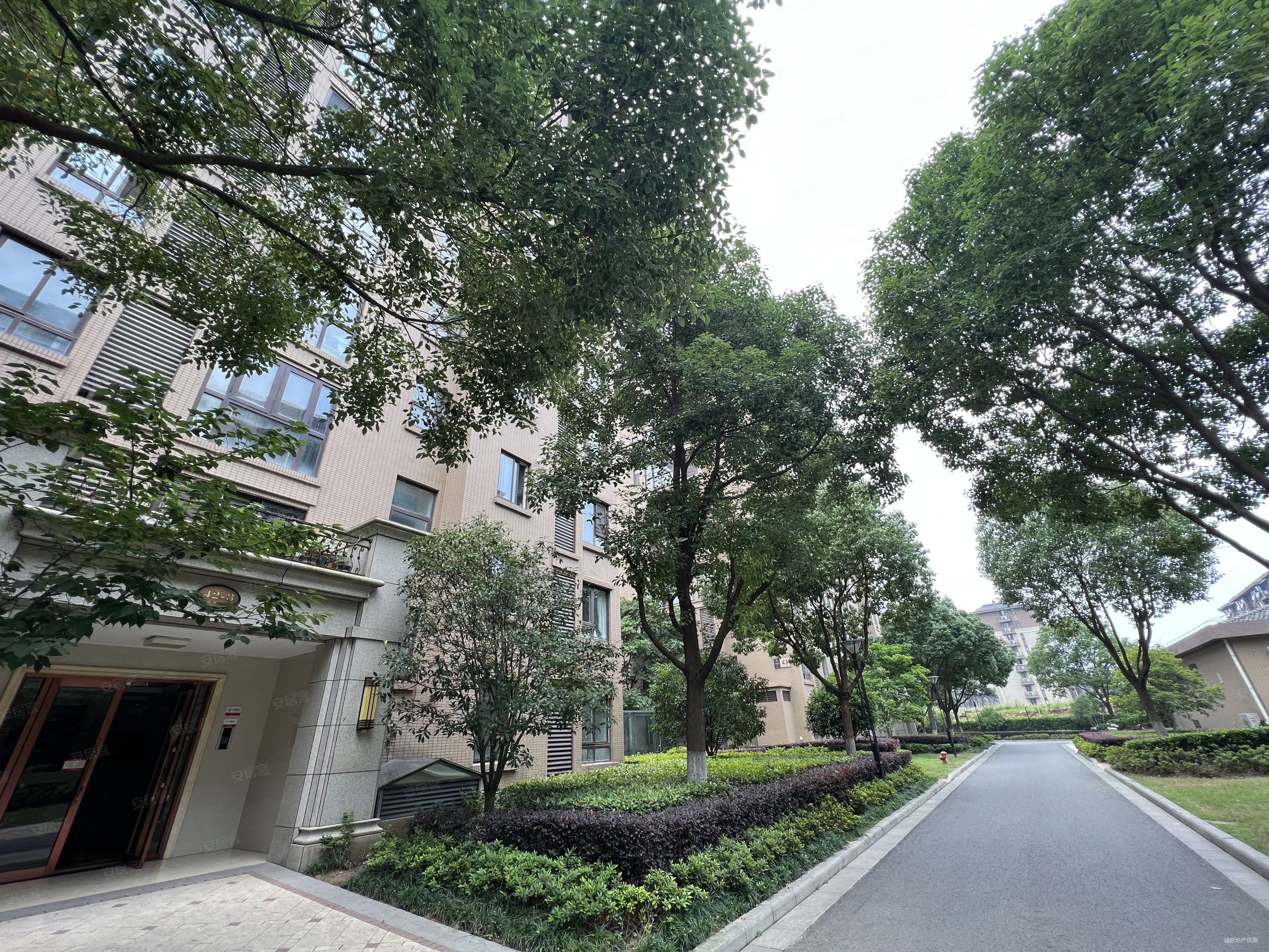 南京房产网>南京二手房>玄武二手房>孝陵卫二手房>紫金华府(一期)>