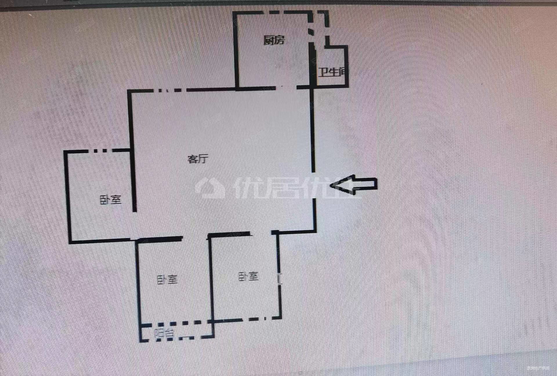 颐达园3室2厅1卫110㎡南北143万