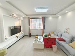 荆门沙洋沙洋城区龙湖湾精装三房出租,月租1500出租房源真实图片