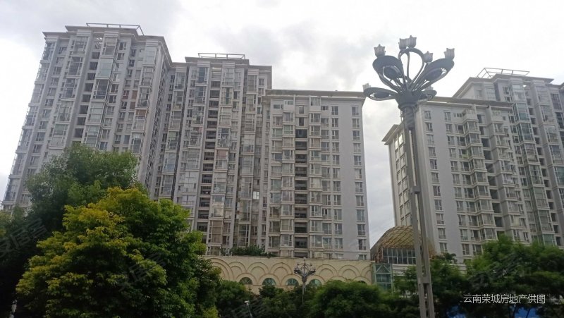 尚都国际 车位充足 临地铁 交通便捷 精装修