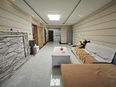 阿拉尔青松路时代城市广场新苑名府两室两厅一卫，房子保持的很好，可拎包入住出租房源真实图片