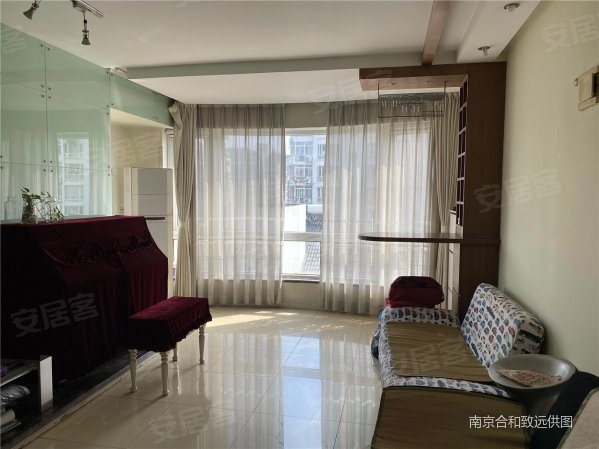 嘉景苑 满五 商圈成熟 中间楼层 出行方便 双卫 临地铁江东