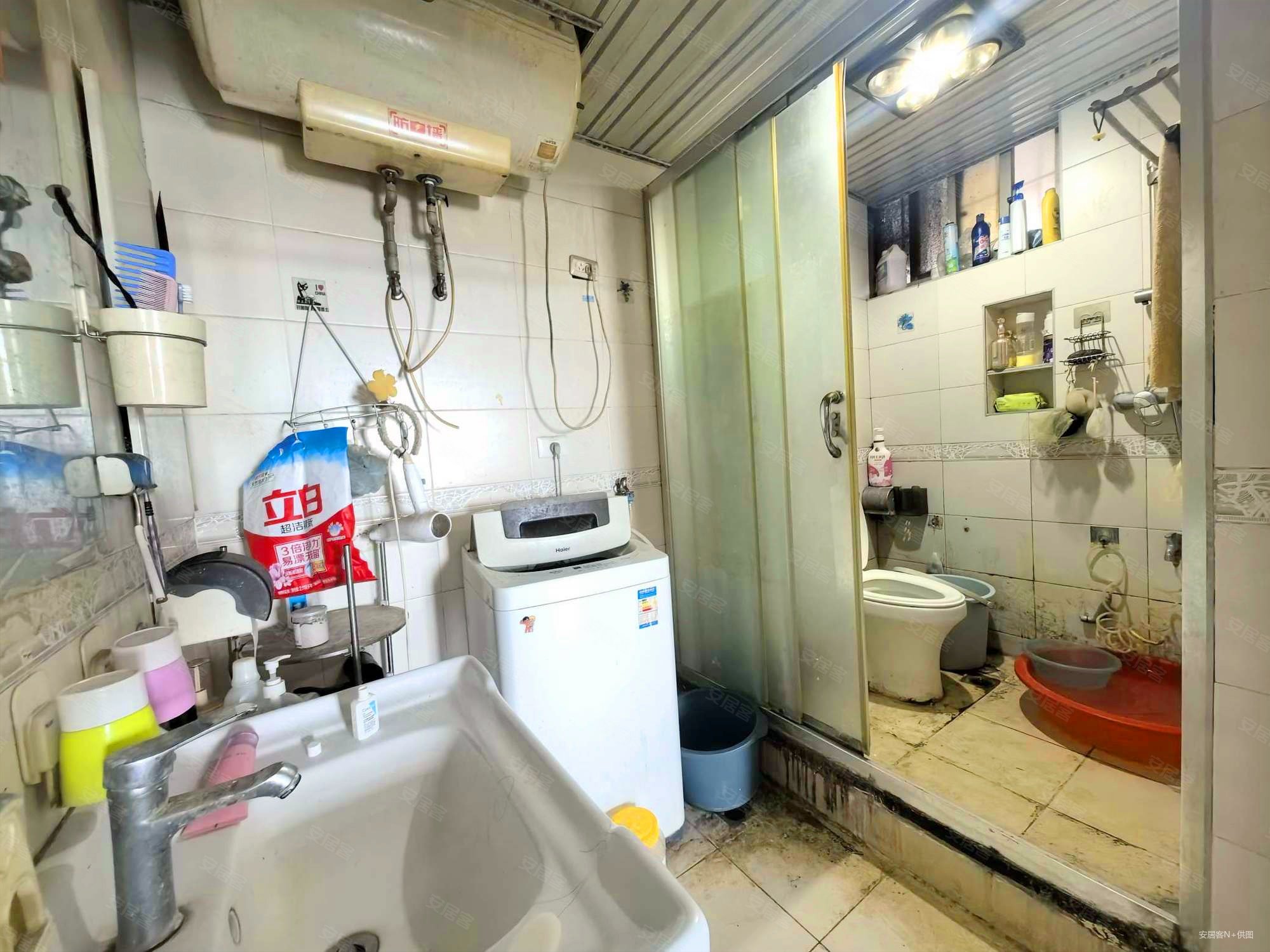 青山区29街坊2室2厅1卫72㎡南北58万