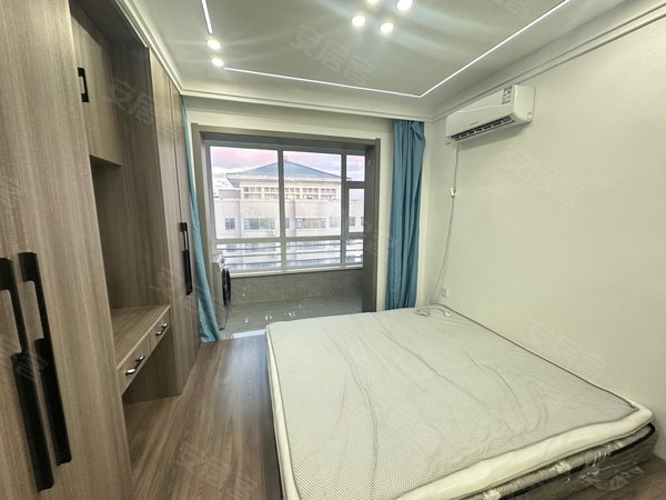 延边延吉北大区水岸帝景封闭小区电梯楼18楼一室一厅供暖非常好出租