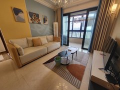 启东寅阳镇寅阳可长租可短租，距离大门口近进出方便，家具家电齐全，拎包入住。出租房源真实图片