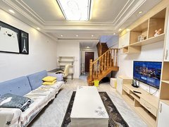 贵阳观山湖会展城会展城金融城复式楼 拎包入住 随时看房 带空调 急租 密码锁出租房源真实图片