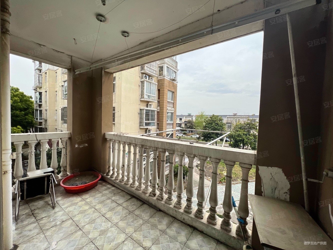 2室1厅 简单装修 南北通透 满二  住房 民惠佳苑(五区公