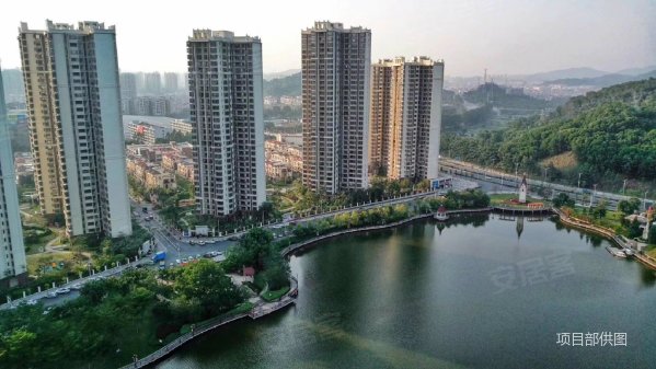 临深 凤岗三正瑞士半山 看湖景三房 业主诚心出售随时看房