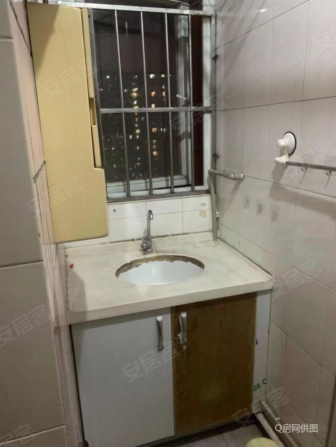 36平方米,洪湖花园二手房,400.12万,2室2厅,1卫,83.36平米-深圳安居客