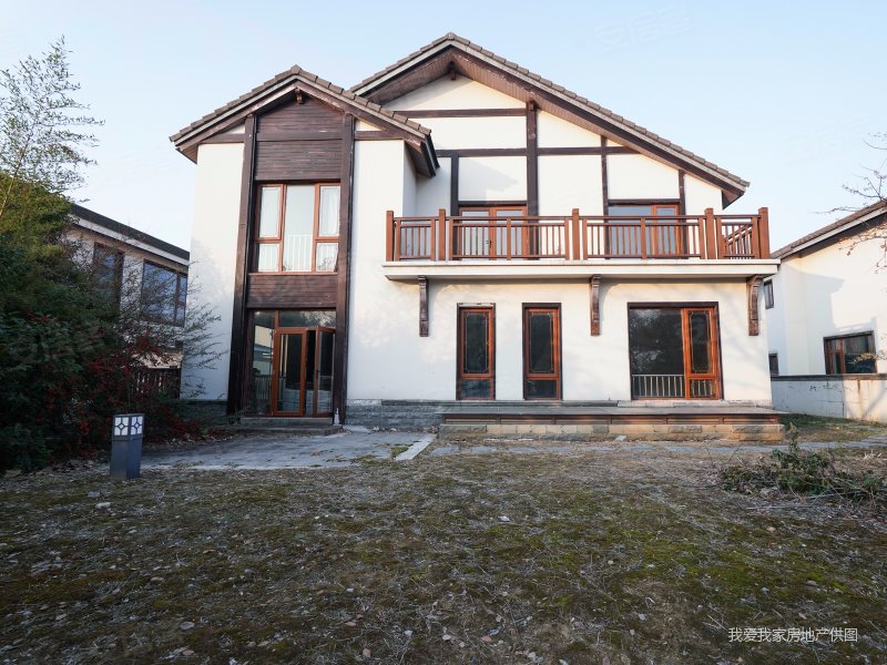 太湖水岸独栋别墅近地铁居住密度低环境优美