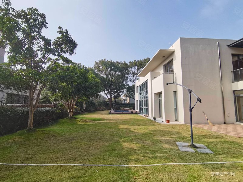 居礼别墅6室3厅5卫443.56㎡南4880万